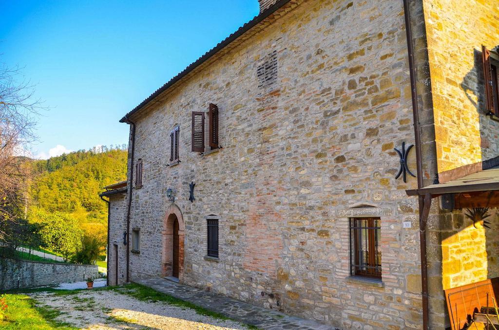 Agriturismo Cailuca Pietralunga  Luaran gambar