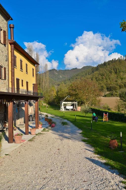 Agriturismo Cailuca Pietralunga  Luaran gambar