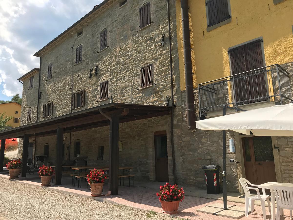 Agriturismo Cailuca Pietralunga  Luaran gambar